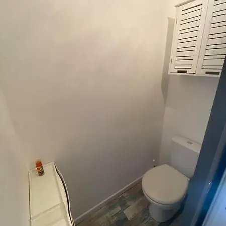 Apartment Climatise Proche De La *